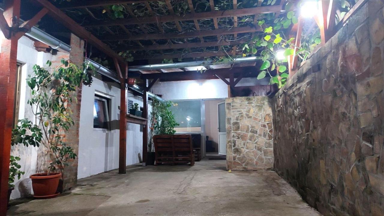 Airport Apartment Air Surčin Exterior foto